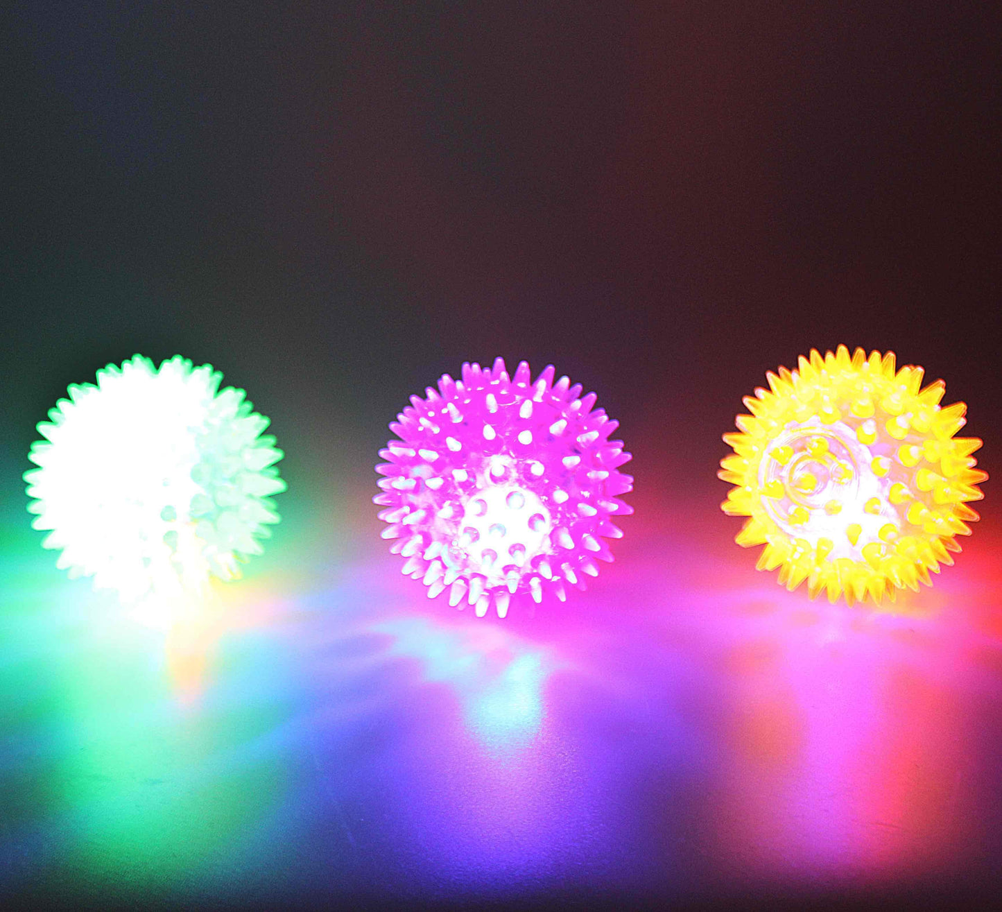 Pet Dog Toy Flashing Light Up Spikey Ball Assorted Colours 7041