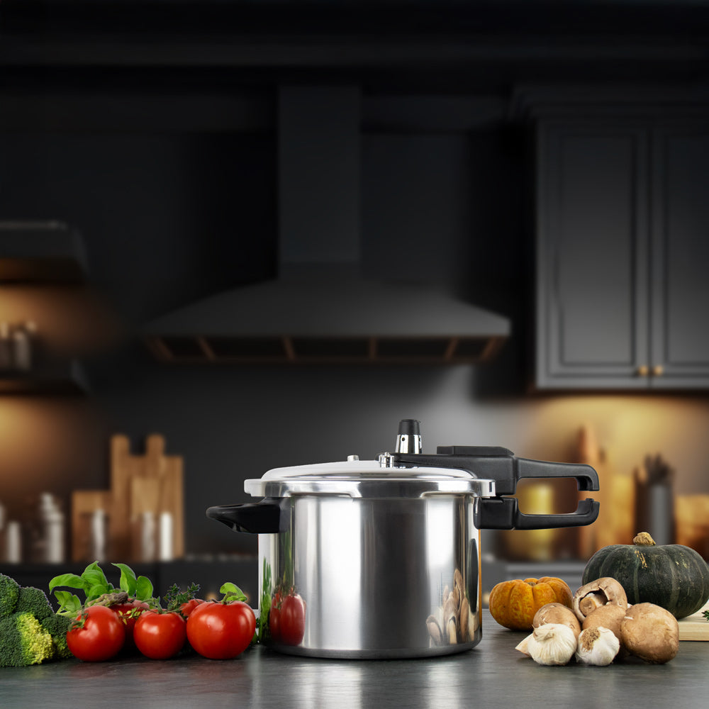 SQ Professional Aluminium Pressure Cooker 9 Litre 5258