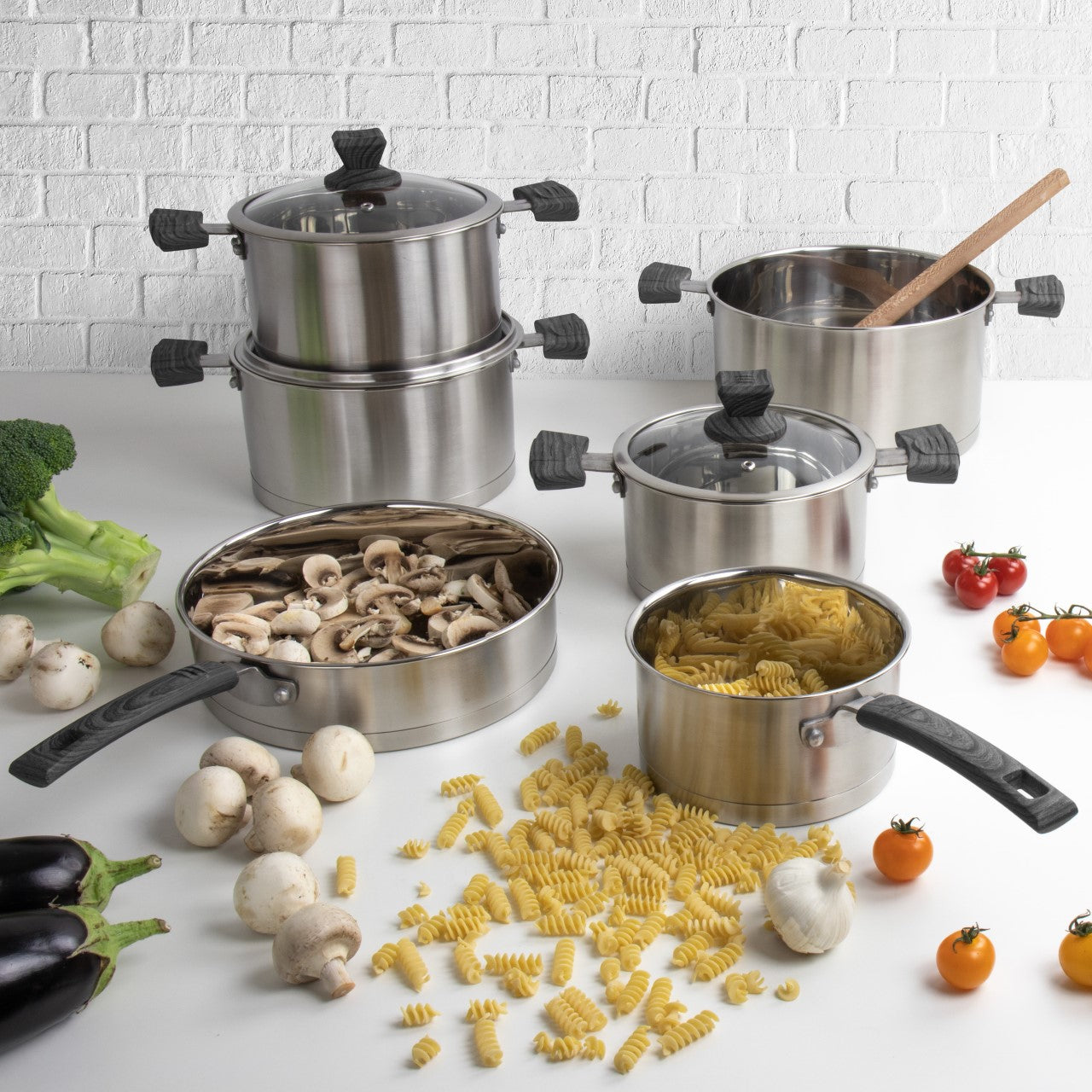 SQ Professional Lustro Touch Stainless Steel Cookware Set of 6 Black 9966